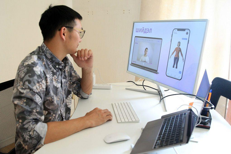 Г.Оргилболд: Сонсголын бэрхшээлтэй иргэд виртуал дохионы хэлмэрчийн тусламжтайгаар утсаар ярьдаг болно